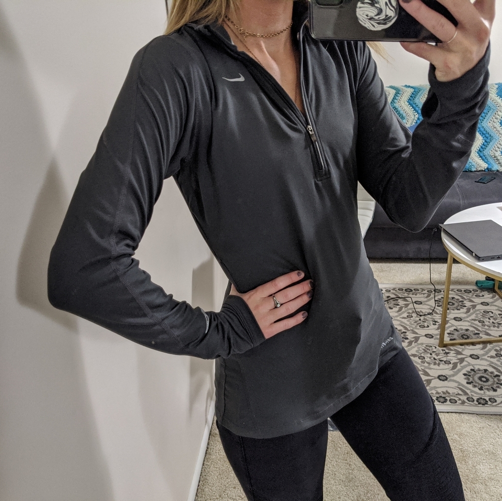 Nike running dri-fit quarter zip pullover long slv
